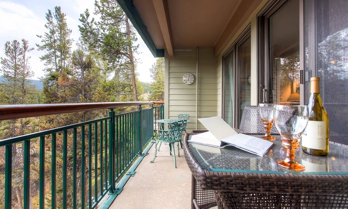 Peak 9 House | Trails End Condominiums by Ski Country Resorts
