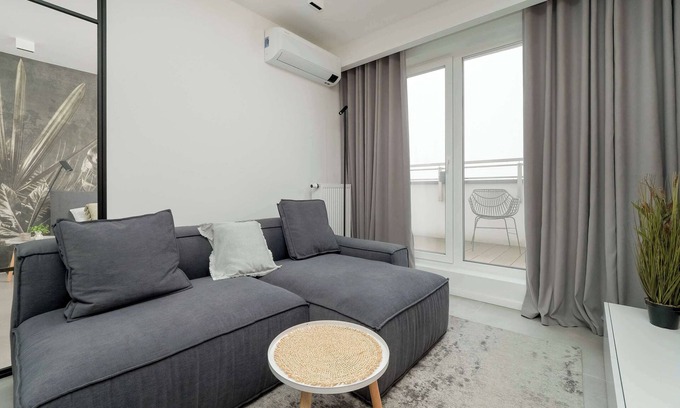 Srodmiescie Apartment | Tramwajowa 17B | Prestige Apartment | Parking