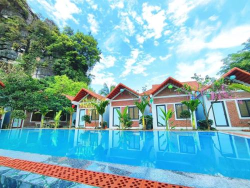 Ninh Binh House | Trang An Natural Mountainside Homestay