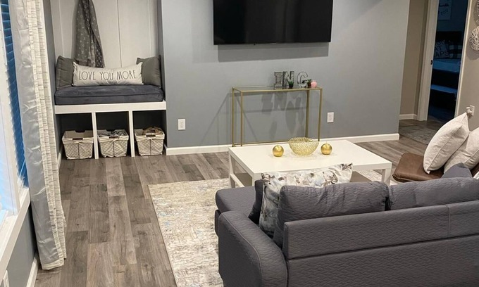 Church Street House | Tranquil and conveniently situated residence, just a 5-min drive from downtown.