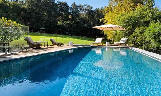 Kincumber House | Tranquil bushland 2 minutes to beach