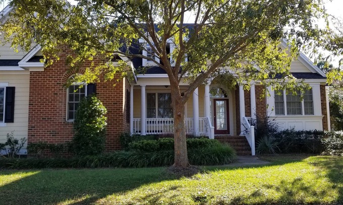 Cape Charles House | Tranquil Charming Cape Charles Retreat close to Bay Creek Golf Course, and Beach