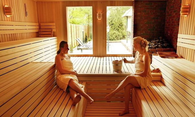 Dalfsen House | Tranquil Getaway in Dalfsen