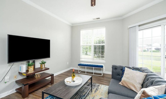 Greenwood Apartment | Tranquil Haven in Greenwood