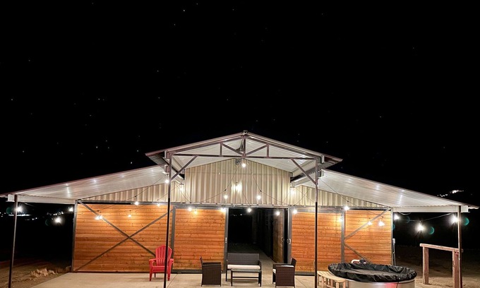 Joshua Tree Cabin | Tranquil Joshua Tree Cabin 360 Views Game Room Firepit