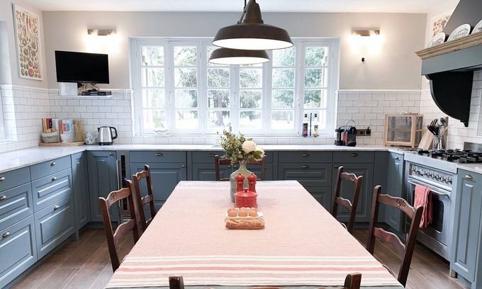Herry House | Tranquil & luxurious 4BD + 3BA country house in the wine region of Sancerre