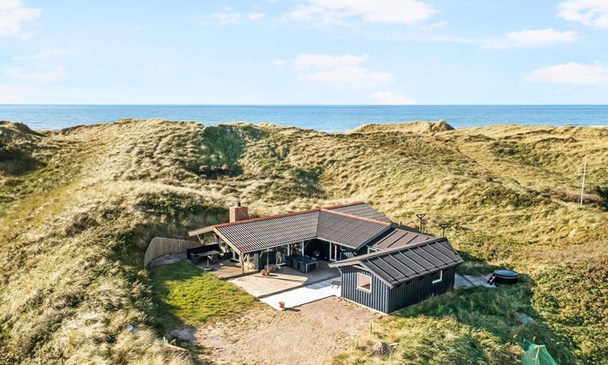 Hvorup Klit House | Tranquil Retreat in Lokken - By Traum Ferienwohnungen