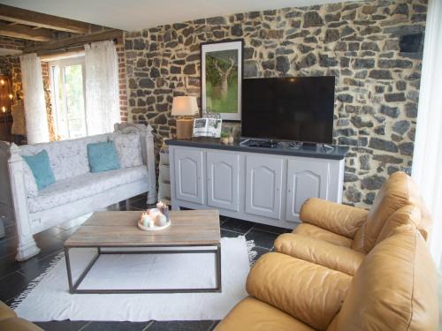 Doische House | Tranquil Stay in Ardennes, cleaning included