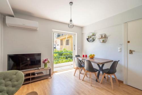 Voula Apartment | Tranquil Voula Getaway, A Calm Retreat in Voula