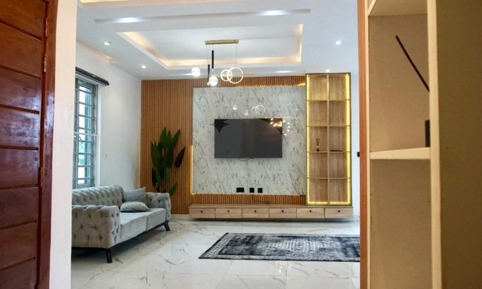 Ibadan Apartment | Travooler La Maison