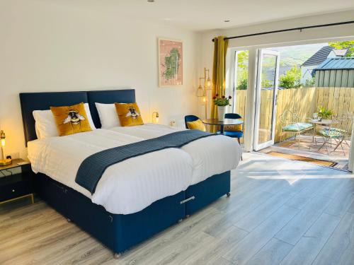 Ballycastle Cabin | Tree View Studio