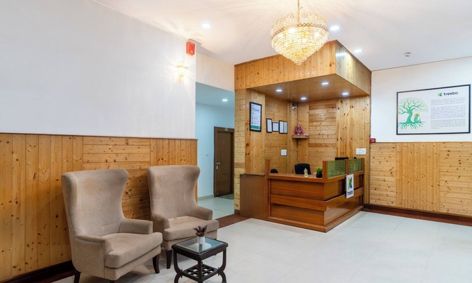 Solan Hotel | Treebo Anand The Mall Solan