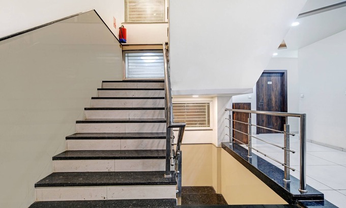 Sualkuchi Hotel | Treebo Relax Guest House