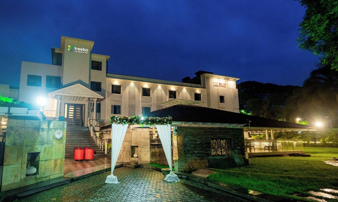Nashik Hotel | Treebo Sai Rekha Inn