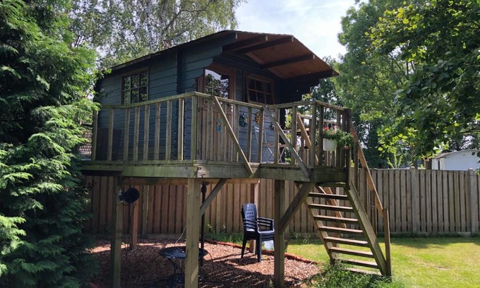 Wouwse Plantage Other | Treehouse op het platteland van Huize Ouwervelden