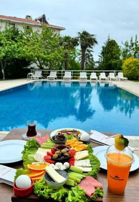 Karaburun Koyu Hotel | Treekos Suite Hotel Istanbul Airport