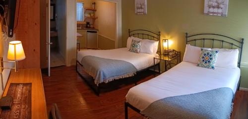 West Bishop Hotel | Trees Motel