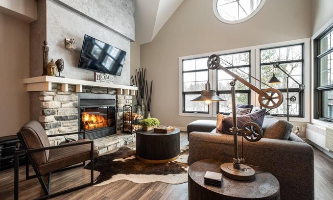 Tremblant-Les-Eaux Apartment | Tremblant Prestige - Les Eaux 227-5