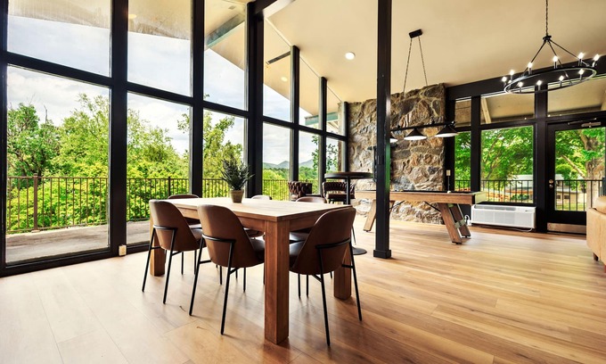 Townsend Hotel | Tremont Lodge & Resort