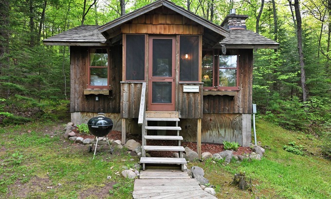 Drummond Apartment | Tri-Lakes Hideaway on Lake Wilipyro