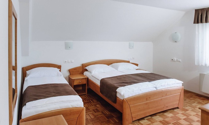 Zrece House | Triple Room with Balcony 105