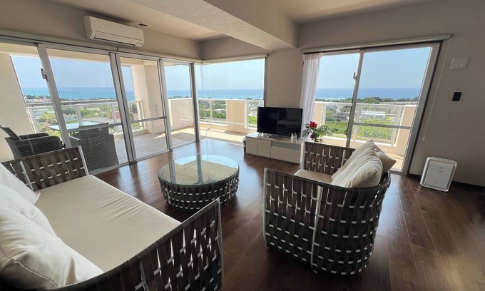 Okinawa Hotel | Triple Suite | Orion Suite Triple Suite Room Ro/Nanjo Okinawa