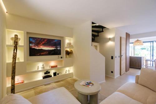 Guerrevieille Apartment | Triplex vue mer 100m plage Golfe de St Tropez