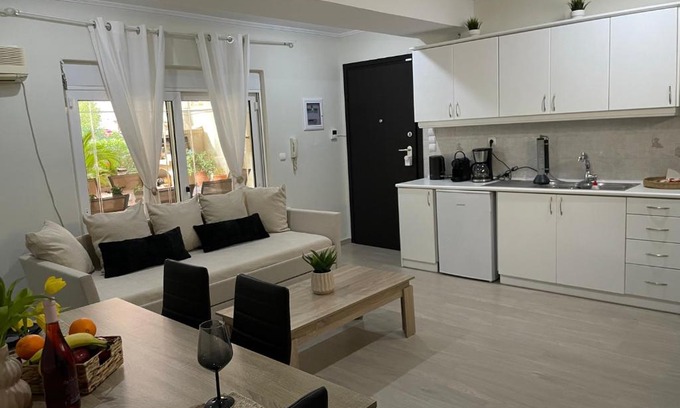 Elefsina Apartment | Triptolemus Stay Inn