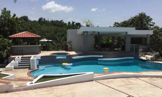 Toa Alta House | Tropical Paradise w/7 bedrooms and 6 baths