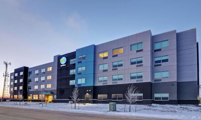 Southwest Edmonton Hotel | Tru By Hilton Edmonton Windermere
