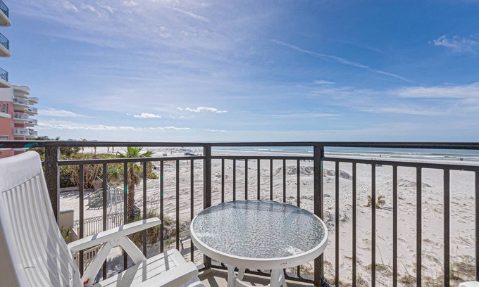 Belle Vista Condo | TRUE GULF FRONT CONDO 301 100% DIRECT BEACH & GULF VIEWS NEW EVERYTHING Clean!
