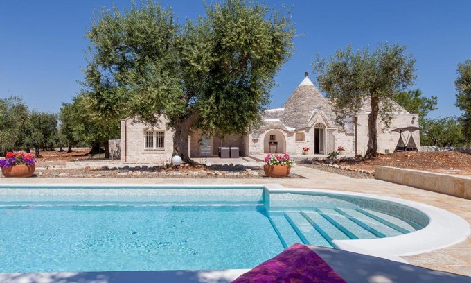 Martina Franca Villa | Trullo Sofia