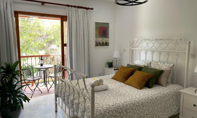 Lemona Apartment | Tsangarides Apartment with Mountain View in Lemona, Paphos