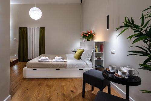 Roman Ghetto House | Tula Inn