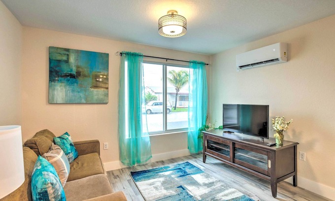Riviera Beach Apartment | Turquoise Escape ~ 1 Mi to Sailfish Marina!