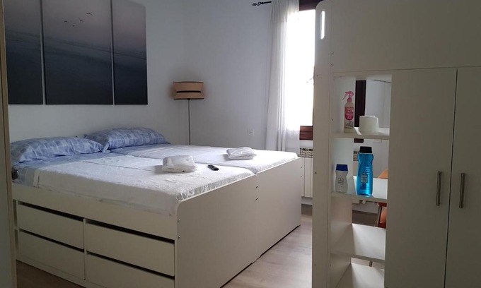 Galdakao House | TUUL ETXEA, Habitación en caserío a 8km de Bilbao, Baño compartido