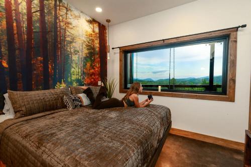 Saluda House | Twilight Timber at Saluda Mountain Retreats