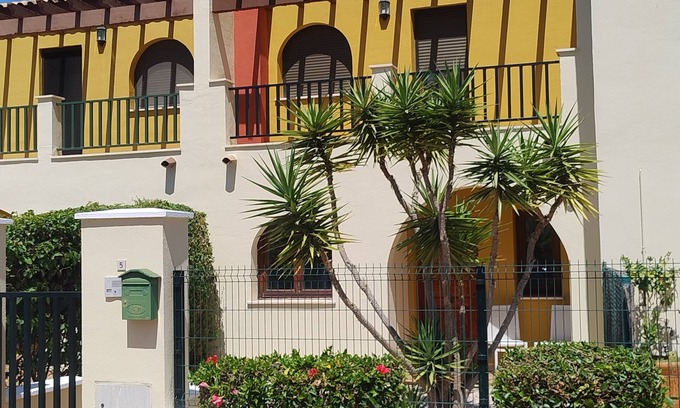 Costa Esuri House | Two bed Andalusian townhouse on Costa Esuri (Lomas) golf resort