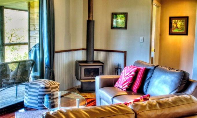 Ocean View House | Two-Bedroom Cabin at The View - Acacia