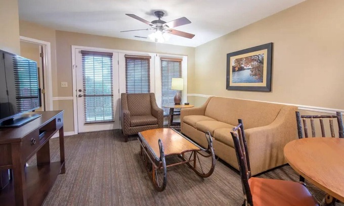 Sheridan House | Two Bedroom Lodge fully equipped at Fox River Resort at Sheridan