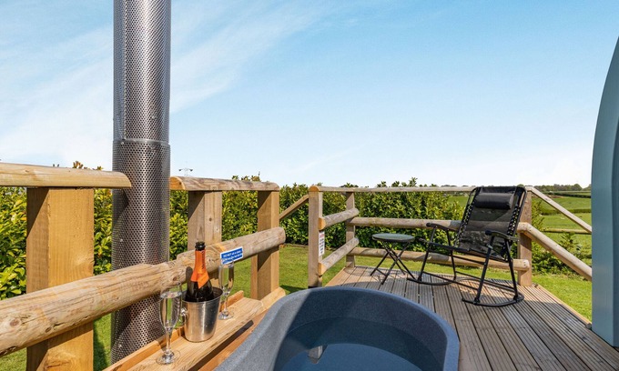 Flint Cottage | Two Hoots