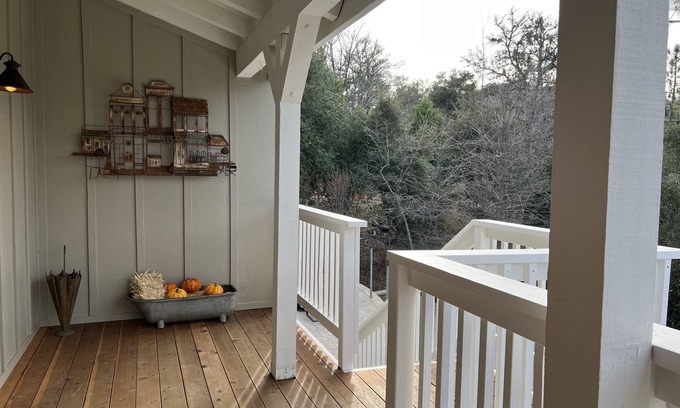 Julian House | Two minute drive to downtown Julian