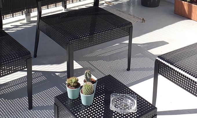 Olot House | two-story downtown single-family house, very close to the center of OLot.