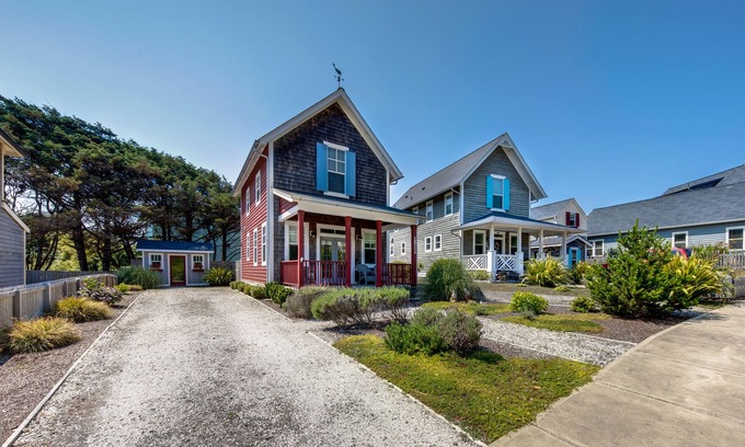 Olivia Beach House | Two-Story Olivia Beach Home with Free WiFi - Dog-Friendly and Close to the Beach