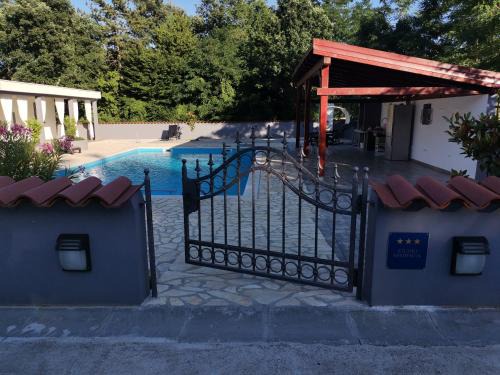 Potpican Apartment | two studio apartmans whit big pool
