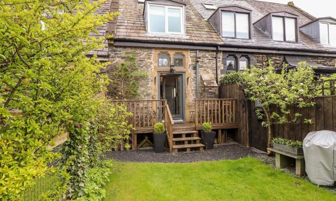 Staveley House | Two The Chapel - Staveley