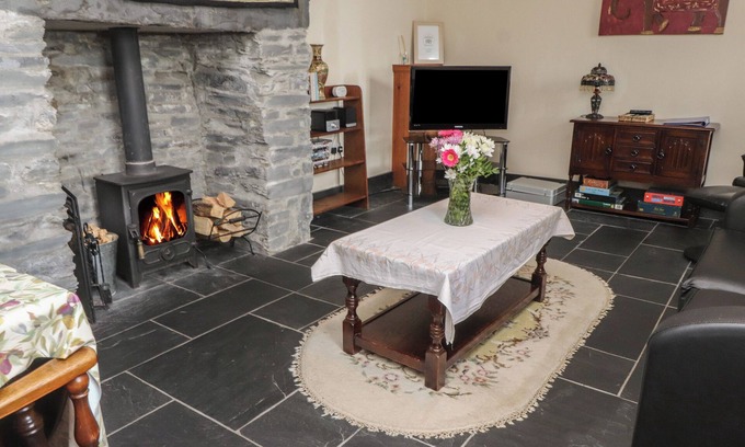 Snowdonia National Park House | TY LLUGWY, romantic, character holiday cottage in Betws-Y-Coed