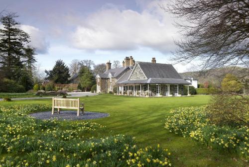 Llandrillo Hotel | Tyddyn Llan Restaurant with Rooms