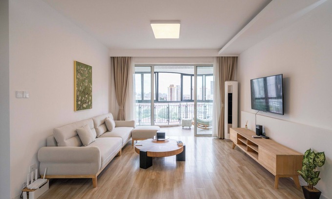 Changning Bed & Breakfast | Tyms 4BR 2BA APT TianShan Changning