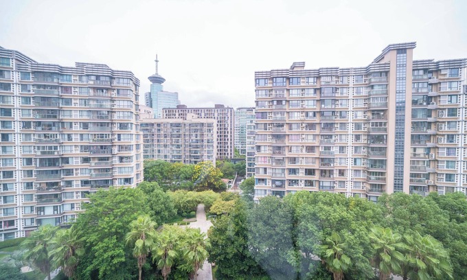 Gubei Bed & Breakfast | Tyms Cozy 1BR APT Gubei Carnival Court